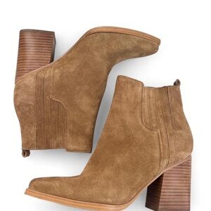 Marc Fisher size 9.5 brown Oshay pointed toe boot booties suede leather